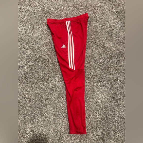 Adidas joggers size medium color red - Picture 2 of 3